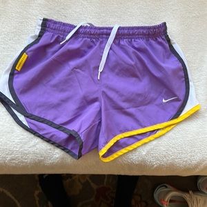 Nike Girls Dri-Fit Shorts size Small